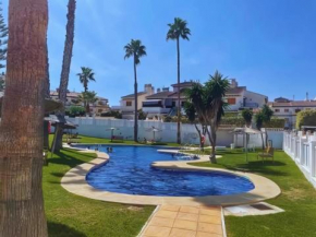 Acceso a Playa, Piscina, Actividades para toda la Familia y Estacionamiento